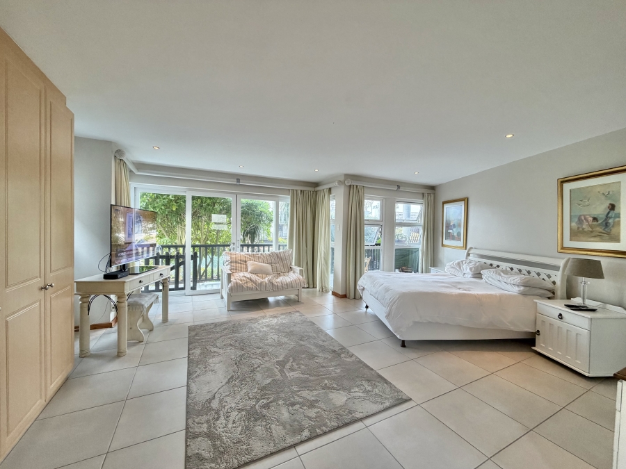 6 Bedroom Property for Sale in Marina Martinique Eastern Cape